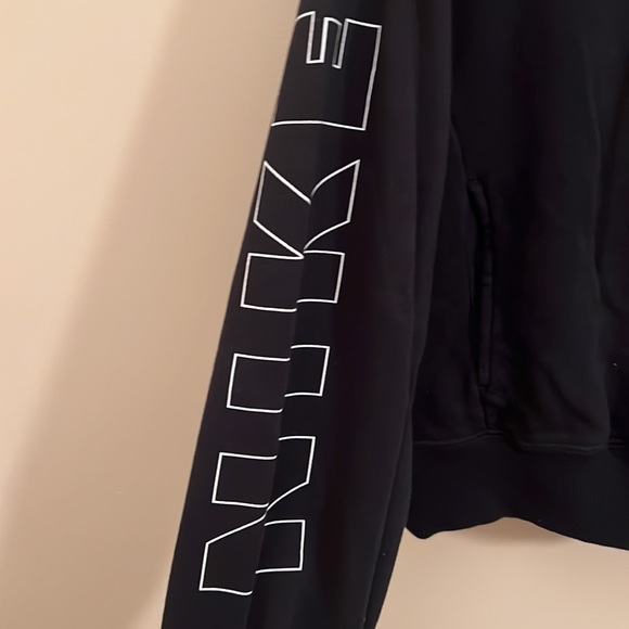 Nike Air Cropped Zippered Sweatshirt in Black - Picture 5 of 8